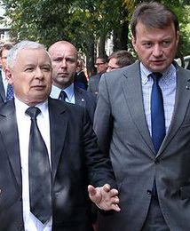 Kaczyński: proponujemy trzecią stawkę podatkową - 39 proc.