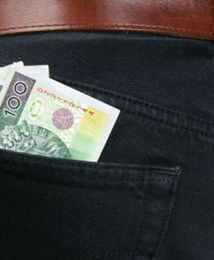 GUS podał dane o wynagrodzeniach