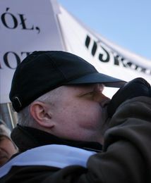 Pracodawcy chcą zmian prawa pracy; związkowcy: ludzie będą emigrować