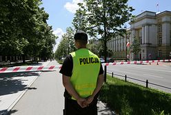 Mężczyzna podpalił się przed kancelarią premiera w Warszawie