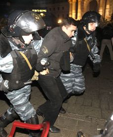 Milicja rozpędziła kijowski tzw. Euromajdan
