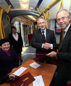 Warszawa pożyczyła 928 mln na nowe tramwaje