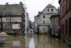 Południowo-zachodnia Polska zalana - ma być gorzej