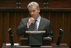 Doprowadził do łez tysiące Polaków i nadal rządzi