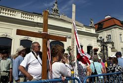 Usuną obrońców krzyża? "Nie chcemy siłowych rozwiązań"