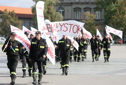 W Warszawie wrze - mundurowi atakują Tuska