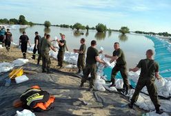 Fala na Wiśle: mieszkańcy wyjeżdżają z Sandomierza