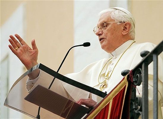 Benedykt XVI zaniepokojony sytuacją międzynarodową