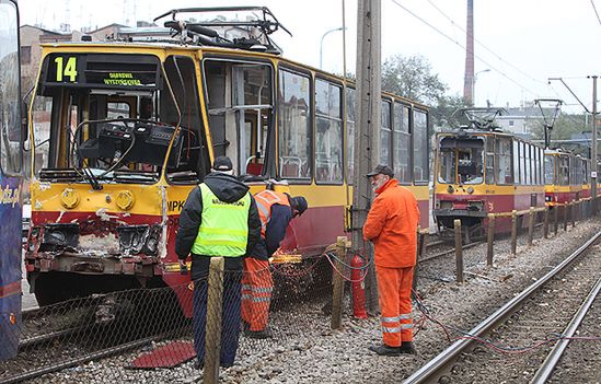 Zderzenie tramwajów na przystanku w Łodzi - są ranni