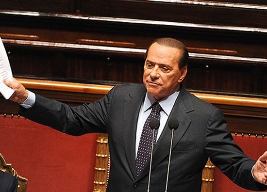 Berlusconi opowiada dowcipy o Żydach w czasie okupacji