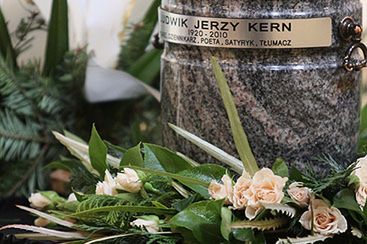 Pisarz Ludwik Jerzy Kern pochowany w Alei Zasłużonych