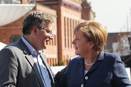 Angela Merkel z mężem bawią się na Helu