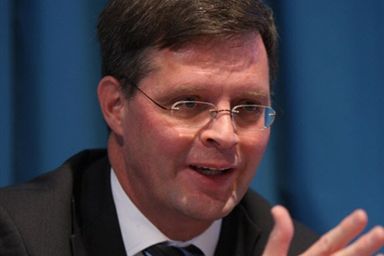 "Le Monde": premier Holandii Balkenende zastąpi Barroso?