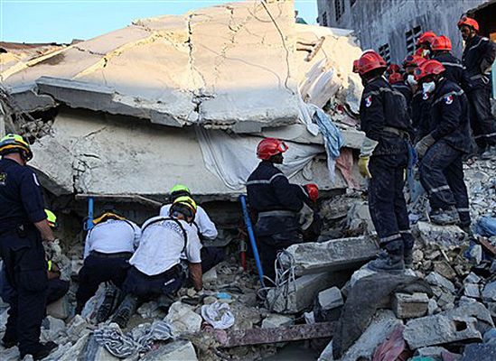 Trzęsienie ziemi na Haiti pochłonęło więcej ofiar
