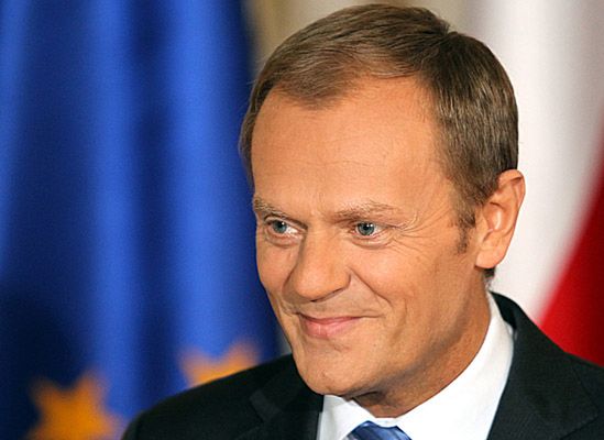 Tusk: kto wojuje krzyżem, kto wojuje mieczem...