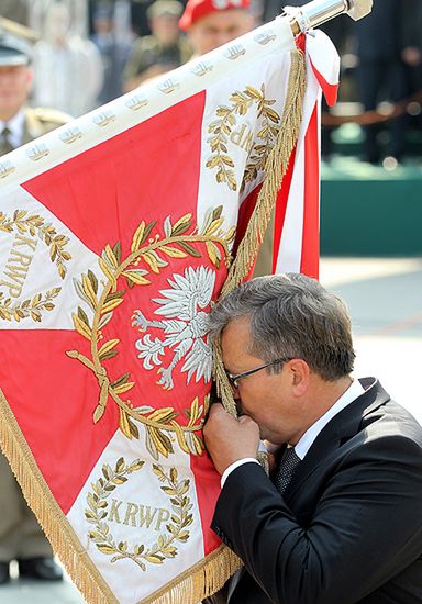 Bronisław Komorowski został zwierzchnikiem Sił Zbrojnych