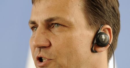 Sikorski omawiał z Chevronem sprawę eksploatacji gazu w Polsce