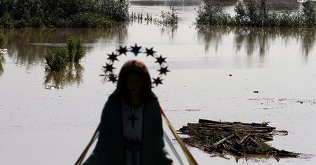 Wściekła fala - najgorsze powodzie w historii Polski