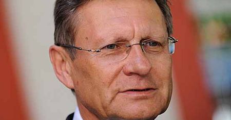Nagroda dla prof. Balcerowicza; "za wiedzę i odwagę"