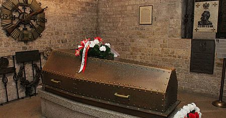 Para Prezydencka spocznie w jednym sarkofagu