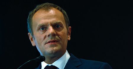 Plan awaryjny PO - Tusk wyrzuci Grabarczyka?
