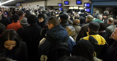 RPO: niech za chaos na kolei zapłacą przewoźnicy