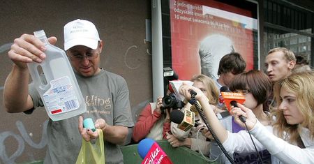 Pieniądze w Polsce wciąż lądują w śmieciach!
