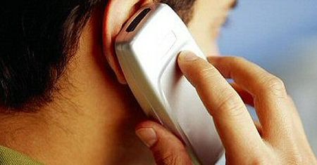 Używanie telefonów komórkowych może grozić rakiem