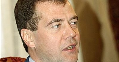 Miedwiediew: Gazociąg Północny to projekt polityczny