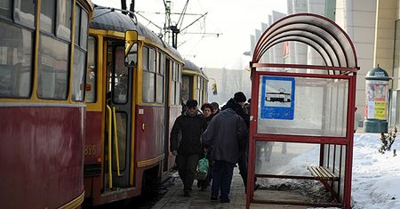 Dzieci zabijają policjanta - co na to Internauci?