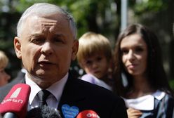 Prezes wzywa do lojalności, działacze chwalą lub milczą