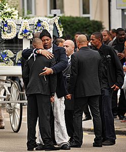 Pogrzeb mężczyzny, którego śmierć wywołała zamieszki