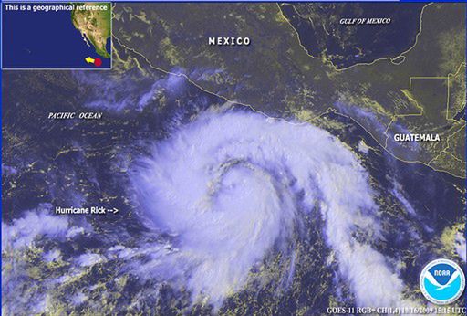 Skrajnie niebezpieczny huragan zbliża się do Ameryki