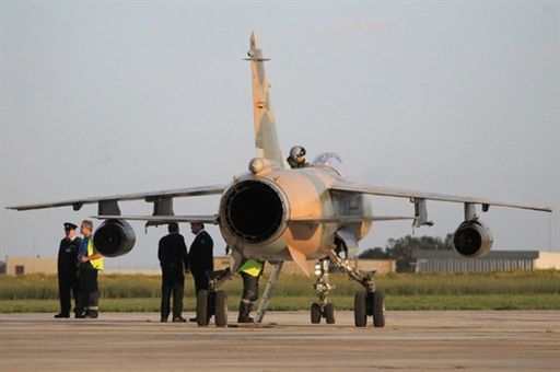 Dwa myśliwce uciekły z Libii - piloci nie chcieli zabijać