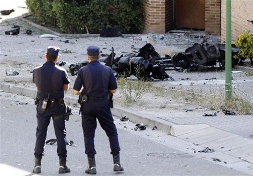 Hiszpańska policja zamknęła po wybuchu lotnisko