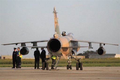 Dwa myśliwce uciekły z Libii - piloci nie chcieli zabijać