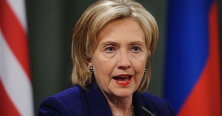 Clinton: zabójstwa dziennikarzy zagrażają Rosji