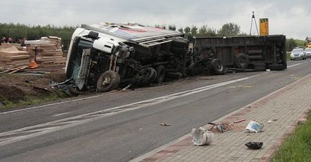 Tragiczny wypadek - nie żyje pięć osób