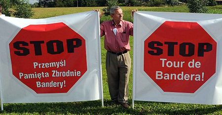 Protest przeciwko rajdowi  Bandery