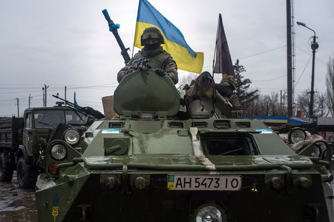 Czy Zachód powinien sprzedawać broń na Ukrainę?