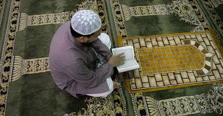 Szef MSW Austrii: trzeba zakazać dystrybucji Koranu
