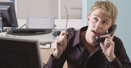 Zlecenie z zagranicy a wykonanie pracy w Polsce. Co z podatkiem?