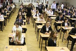 Nie uwierzycie, co sekretarka zrobiła maturzyście