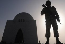 Zamach bombowy na wiecu wyborczym w Pakistanie - wielu zabitych i rannych