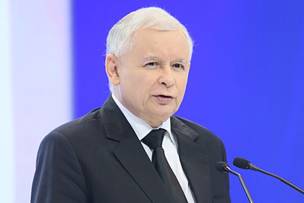 Jarosław Kaczyński apeluje: w Polsce rodzi się za mało dzieci