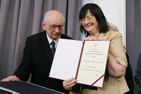 Władysław Bartoszewski uhonorowany za zasługi dla ochrony praw człowieka