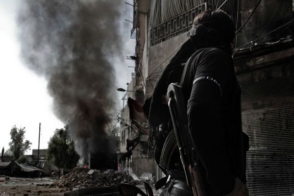 Syria: protest cywilów przeciwko rebeliantom w Aleppo, blokującym dostawy żywności