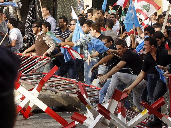 Niespokojnie w centrum Bejrutu, szturm na siedzibę premiera