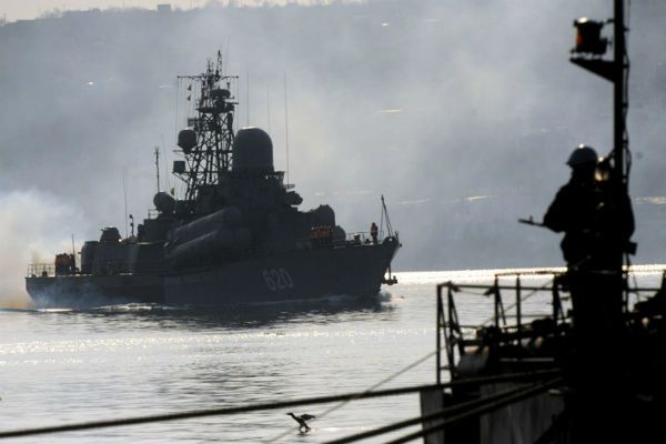 Rosyjskie manewry na Morzu Czarnym z udziałem 20 okrętów