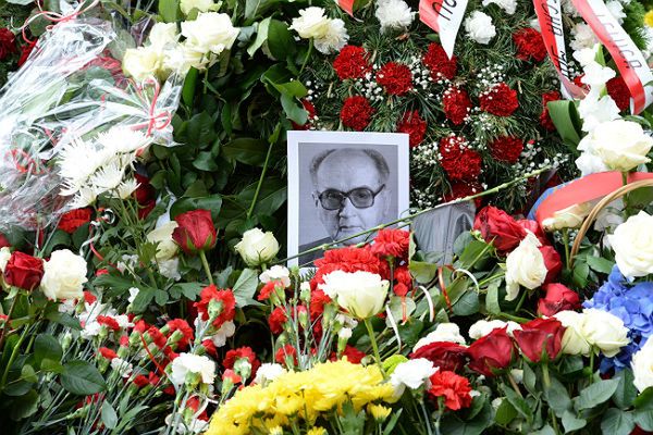 "Sueddeutsche Zeitung": Polska nadal zmaga się z komunistyczną przeszłością